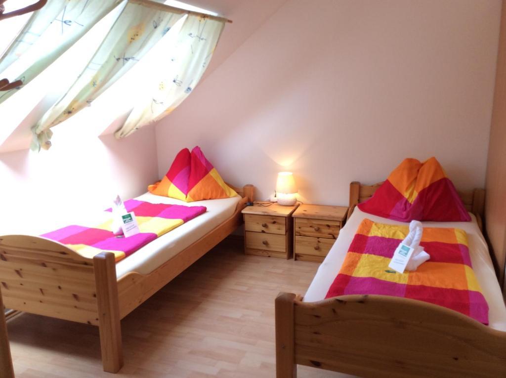 Stadthotel Schwerterbraeu Юденбург Номер фото